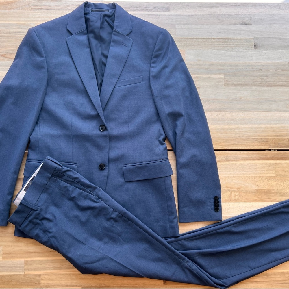 H&M Men’s Blue Slim Fit Modern Suit